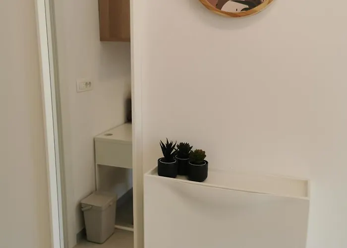 & Aleksandra Rab Town